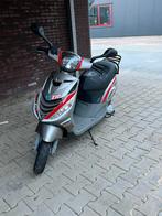 Zip 2000 2 takt, Fietsen en Brommers, Scooters | Piaggio, Ophalen of Verzenden, Zo goed als nieuw