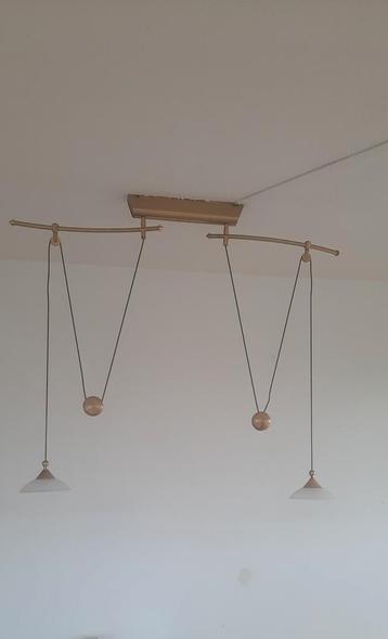 Mooie, praktische verstelbare  plafondlamp  beschikbaar voor biedingen