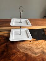 Cake plateau / taartstandaard– 22 cm hoog– elegant en stevig, Ophalen, Taarten