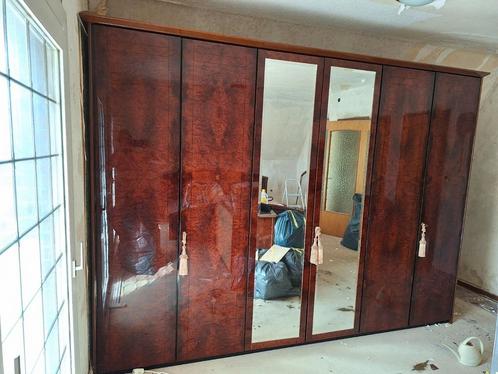 Complete slaapkamerset uit Notenhout., Huis en Inrichting, Slaapkamer | Complete slaapkamers, Zo goed als nieuw, Tweepersoons