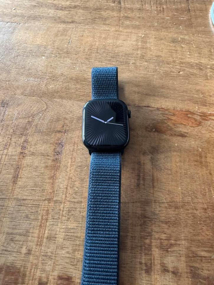 Apple watch series 10 46 mm jet black, Sieraden, Tassen en Uiterlijk, Smartwatches, Zo goed als nieuw, iOS, Zwart, GPS, Ophalen of Verzenden