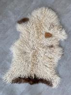 Nieuwe langharige schapenvacht 102x70 cm, Huis en Inrichting, Ophalen of Verzenden, Zo goed als nieuw