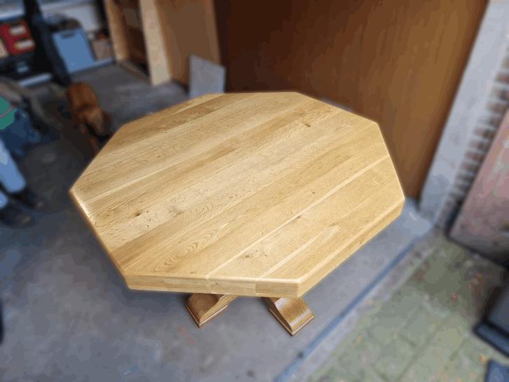 8 hoekige massief houten tafel, Huis en Inrichting, Tafels | Eettafels, Zo goed als nieuw, 100 tot 150 cm, 100 tot 150 cm, Vier personen