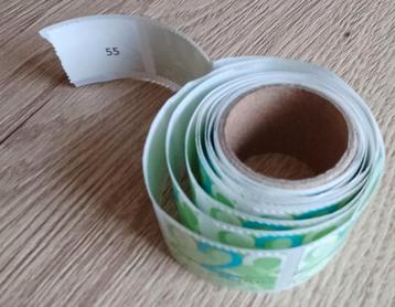 55 Postzegels 2 postfris Nieuw op rol beschikbaar voor biedingen