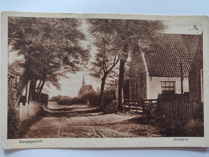Q1674 Ameland Gelopen, Verzamelen, Ansichtkaarten | Nederland, Noord-Holland, 1920 tot 1940, Ophalen of Verzenden