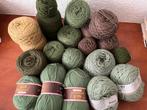 Grote partij acryl vnml groen en bruintinten, Ophalen of Verzenden, Breien of Haken, Wol of Garen