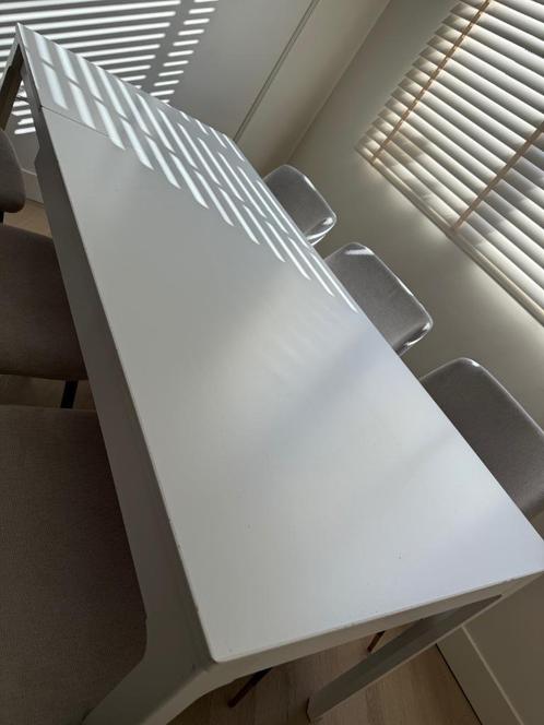 €70€ ikea uitschuifbare eettafel, Huis en Inrichting, Tafels | Eettafels, Gebruikt, 50 tot 100 cm, 150 tot 200 cm, Vijf personen of meer