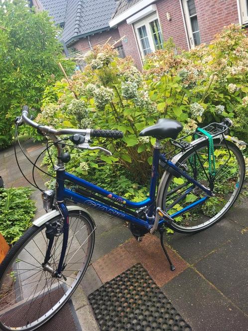 Fiets, Fietsen en Brommers, Fietsen | Dames | Sportfietsen en Toerfietsen, Zo goed als nieuw, Giant, Meer dan 20 versnellingen