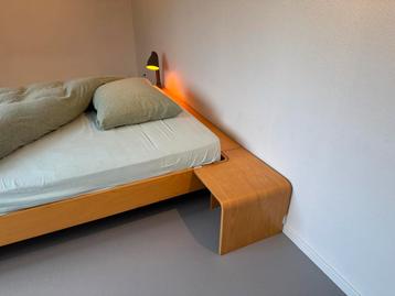 Auping Auronde nachtkastjes/achter element 140 X 34 cm beschikbaar voor biedingen