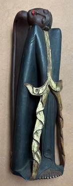 Mooi houten beeld uit Azië, bijna 40 cm, Antiek en Kunst, Ophalen of Verzenden