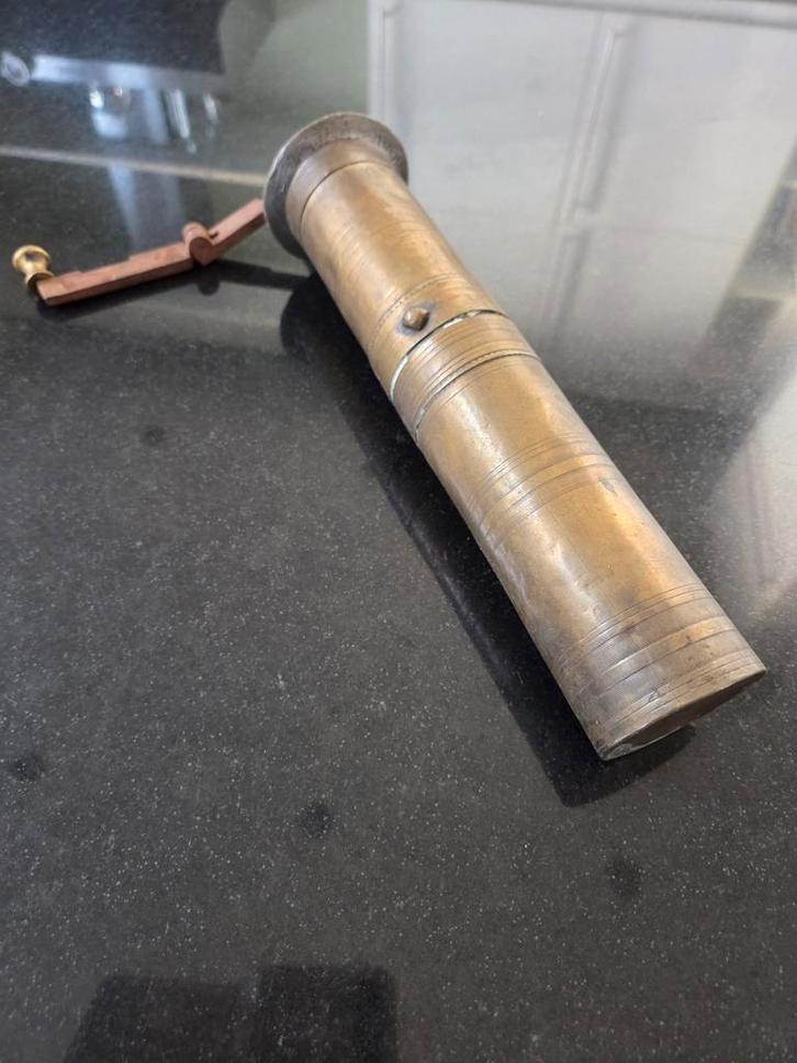 Antieke koperen koffiemolen of pepermolen, Antiek en Kunst, Antiek | Keukenbenodigdheden, Ophalen of Verzenden