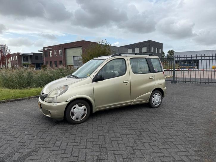 Toyota Yaris Verso 1.3 16V AUTOMAAT APK mini camper, Auto's, Toyota, Particulier, Benzine, D, MPV, Automaat, Origineel Nederlands