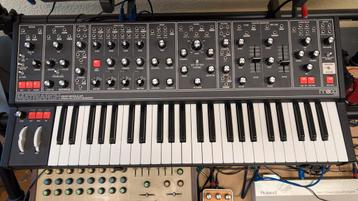 Moog Matriarch Dark Edition beschikbaar voor biedingen