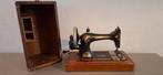 Antieke Singer Handnaaimachine met Houten Koffer, Ophalen