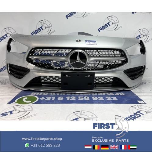 W118 CLA AMG BUMPER ZILVERGRIJS VOORBUMPER + DIAMOND GRILLE, Auto-onderdelen, Carrosserie en Plaatwerk, Bumper, Mercedes-Benz
