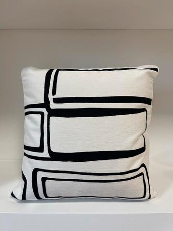 *LOMERE* Eichholtz Sierkussen 40cm - Wit/Zwart beschikbaar voor biedingen