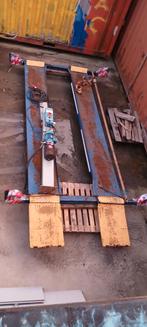 Ravaglioli hefbrug 3000kg, Auto diversen, Ophalen of Verzenden