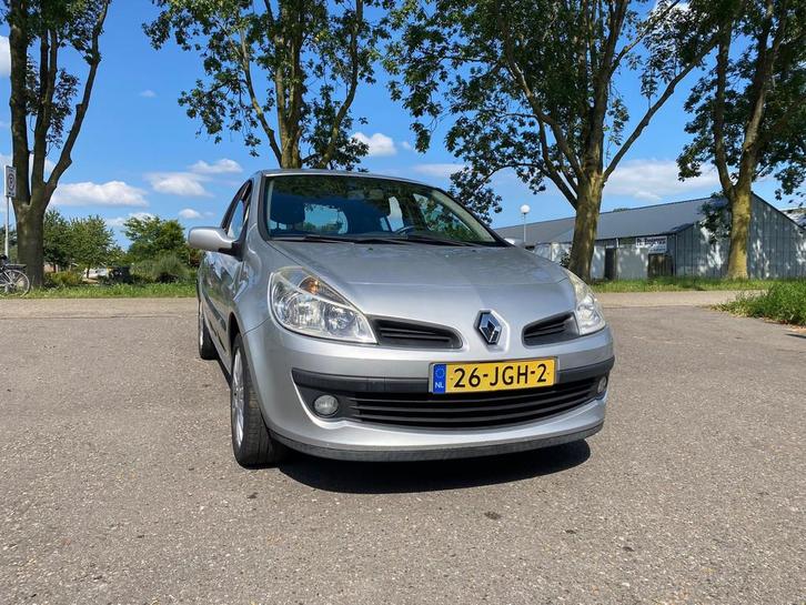 Renault Clio 1.2 TCE Collection- 5 DEURS- AIRCO-GOED ONDERHO, Auto's, Renault, Bedrijf, Te koop, Clio, ABS, Airbags, Airconditioning