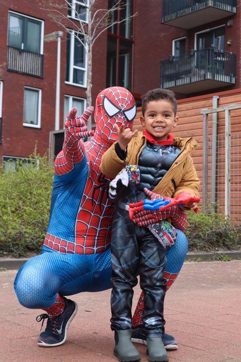 Spiderman op je kinderfeestje / verjaardag / evenement /, Hobby en Vrije tijd, Feestartikelen | Verhuur, Zo goed als nieuw, Verjaardag