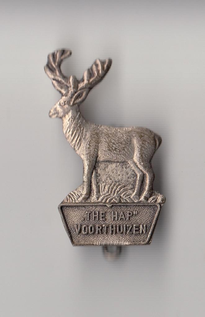 Voorthuizen de Hap broche, Verzamelen, Speldjes, Pins en Buttons, Gebruikt, Speldje of Pin, Overige onderwerpen, Ophalen of Verzenden