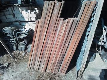 Hardhouten planken lengte minimaal 118 cm en 143.5 cm  beschikbaar voor biedingen