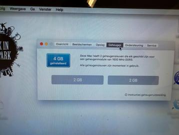 Macbook 13 inch / oud maar prima! beschikbaar voor biedingen