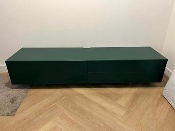 Tv meubel beschikbaar voor biedingen