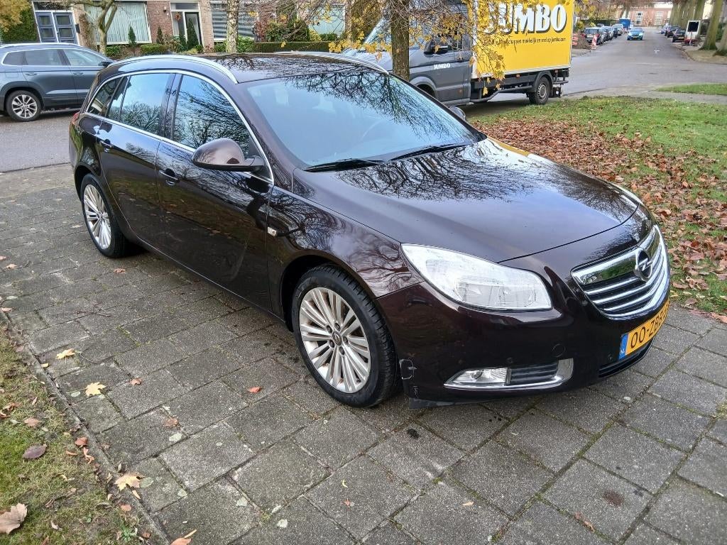 Opel Insignia 1.4 Turbo 103KW Sports Tourer 2012 Bruin, Auto's, Opel, Euro 5, Stof, 4 cilinders, Bruin