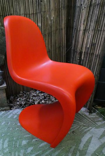 Vitra design Verner Panton S chair mat rood beschikbaar voor biedingen