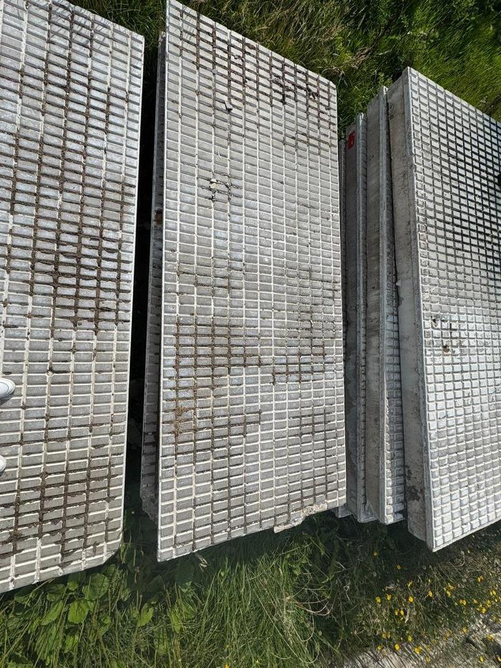 HCI Welzijnsvloer/Erfverharding, Doe-het-zelf en Verbouw, Overige Doe-het-zelf en Verbouw, Gebruikt, Ophalen