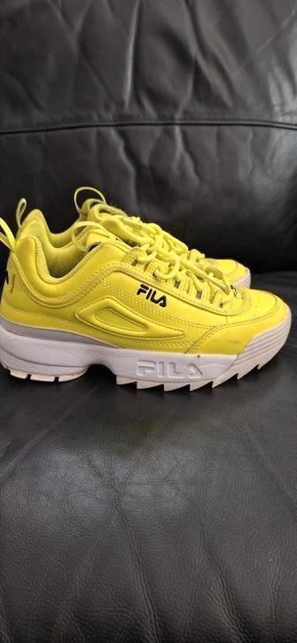 🎀Hele leuke  Fila sneakers maat 38,5 🎀, Kleding | Dames, Schoenen, Zo goed als nieuw, Sneakers of Gympen, Geel, Ophalen of Verzenden