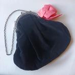 Handtas met Djokja zilveren beugel, Antiek en Kunst, Ophalen of Verzenden, Zilver