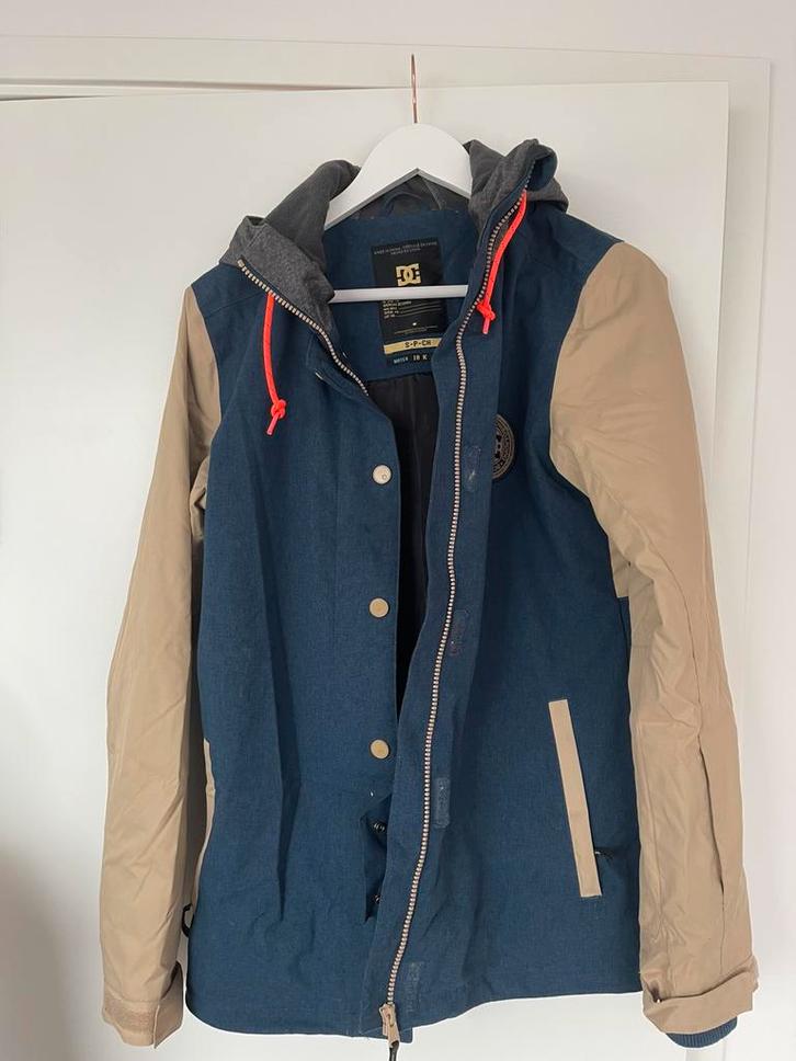 DC Ski Snowboard Jas Baseball Style Small, Kleding | Dames, Jassen | Winter, Gedragen, Maat 36 (S), Ophalen of Verzenden