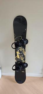 K2 Snowboard 155 met Burton Bindingen, Sport en Fitness, Ophalen, Gebruikt, Board