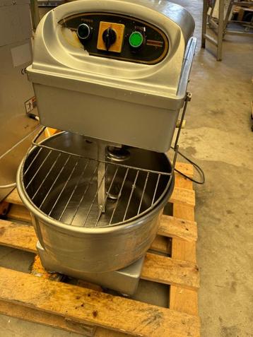 Deegmenger 20 liter 220 volt  beschikbaar voor biedingen