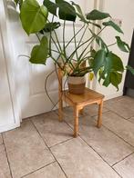 Originele kleuterstoel als plantentafel!, Minder dan 45 cm, Minder dan 55 cm, Gebruikt, Vierkant