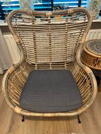 Rieten vlinderstoel met kussen en accessoires, Ophalen, Gebruikt, Rotan