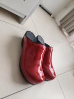 Klompen, Kleding | Dames, Ophalen of Verzenden, Zo goed als nieuw, Rood, Werkschoenen