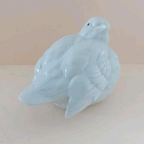 Beeld - Mus - Bolle witte vogel van porselein, Verzamelen, Beelden en Beeldjes, Zo goed als nieuw, Dier, Ophalen of Verzenden