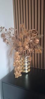Goude vaas met zijde bloemen en apen beeldje, Ophalen, Zo goed als nieuw