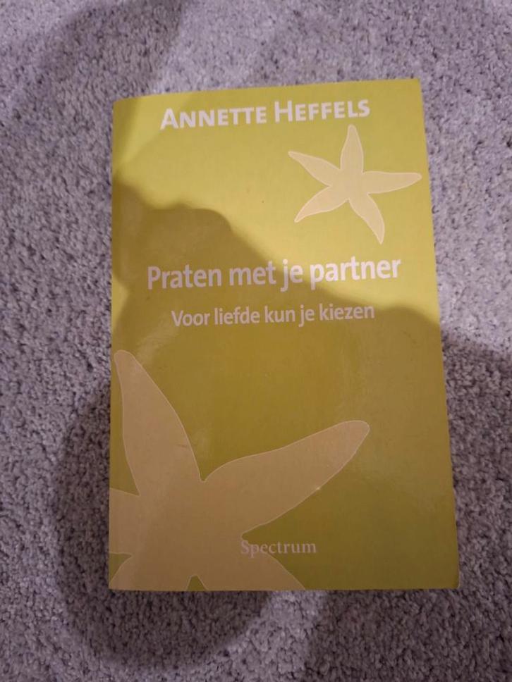 Praten met je partner - Annette Heffels, Boeken, Woordenboeken, Zo goed als nieuw, Nederlands, Prisma of Spectrum, Ophalen of Verzenden