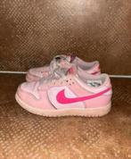 Nike Dunk low sneakers Roze maat 30, Kinderen en Baby's, Kinderkleding | Schoenen en Sokken, Meisje, Schoenen, Ophalen of Verzenden