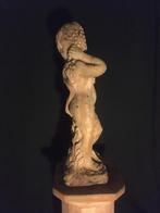 Italiaans oud terracotta tuinbeeld op zuil, Ophalen, Gebruikt, Steen, Engelenbeeld