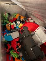 Abricks, Drie personen of meer