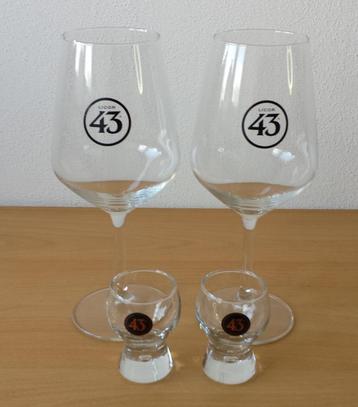 2 Wijnglazen + 2 Shotglaasjes - Licor 43 / Cuarenta Y Tres beschikbaar voor biedingen