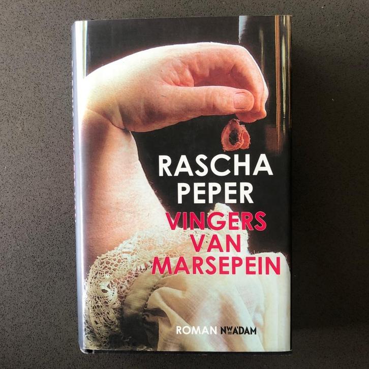 Boek - Vingers van marsepein - Rascha Peper, Boeken, Literatuur, Gelezen, Nederland, Ophalen of Verzenden