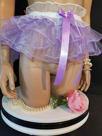  Full trimmed sissy tutu and high-gloss pencil underskirt. L beschikbaar voor biedingen