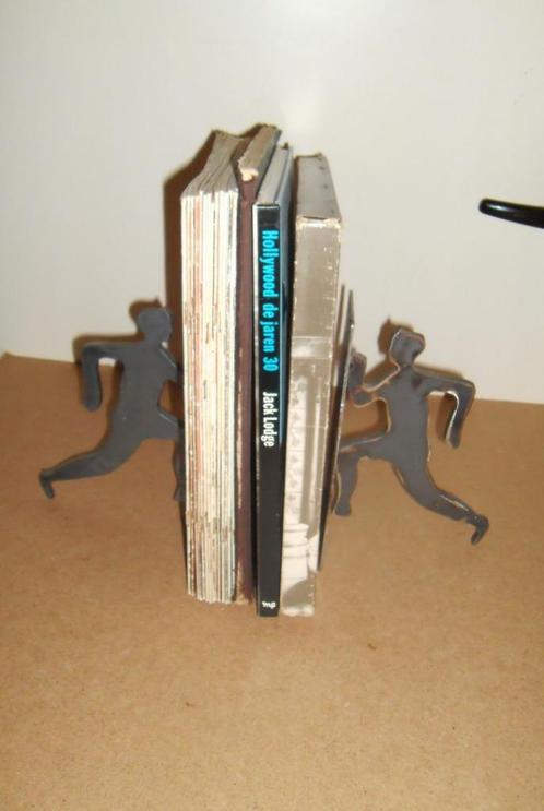Unieke set boekensteunen,staal,running men,zwaar,design, Verzamelen, Retro, Huis en Inrichting, Ophalen of Verzenden