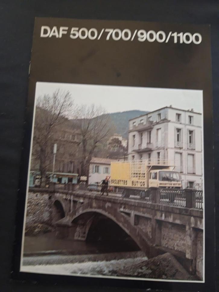 folder DAF 500 / 700 / 900 / 1100 '79 Nederlands, Boeken, Auto's | Folders en Tijdschriften, Zo goed als nieuw, Overige merken
