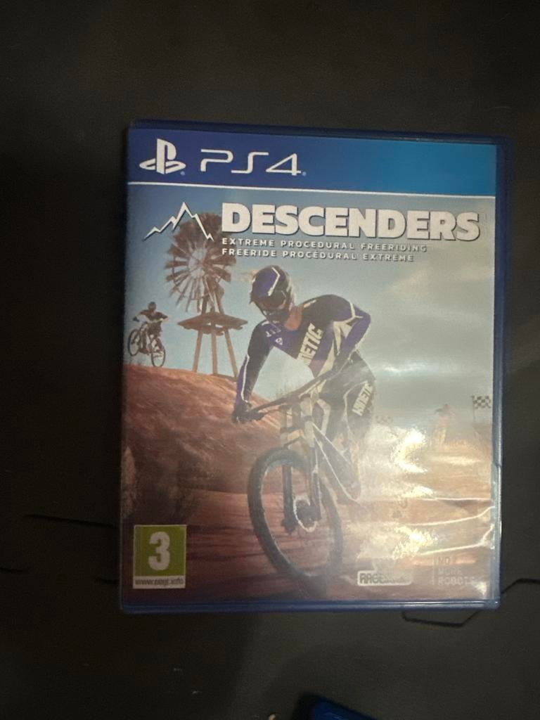 Descenders PS4 - Extreme Freeriding!, Online, Gebruikt, 1 speler, Racen en Vliegen